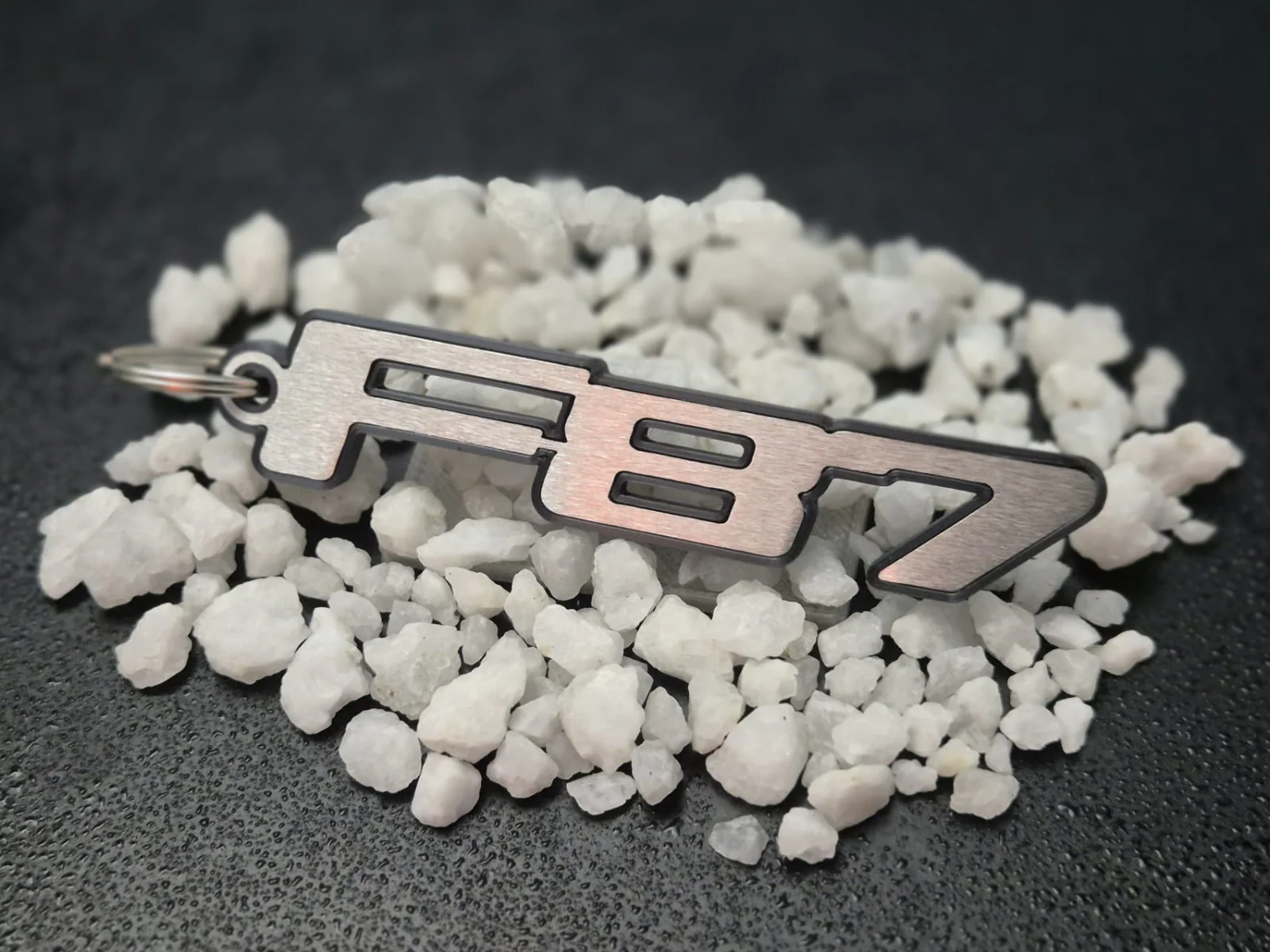 F87