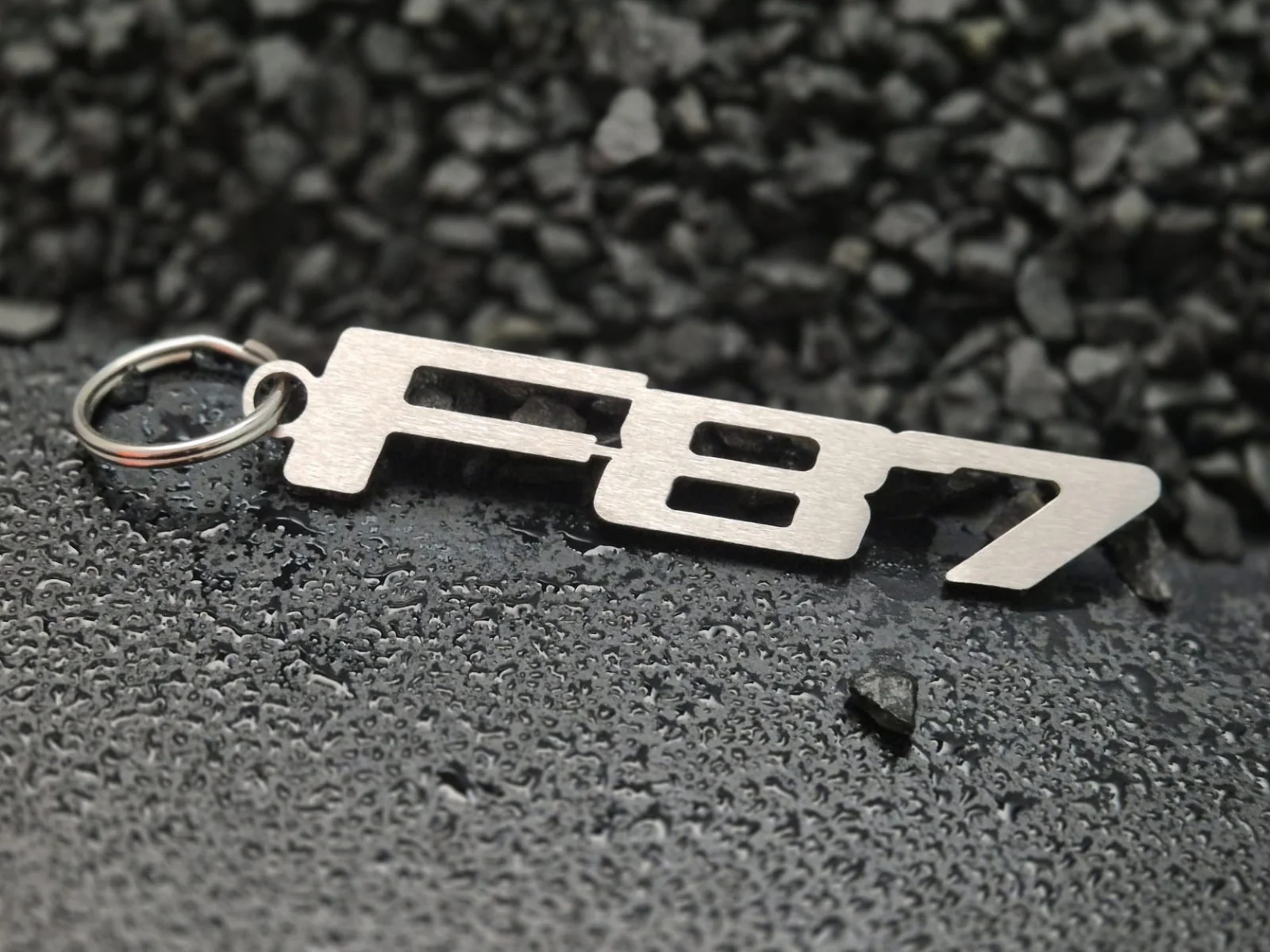 F87 - Image 2