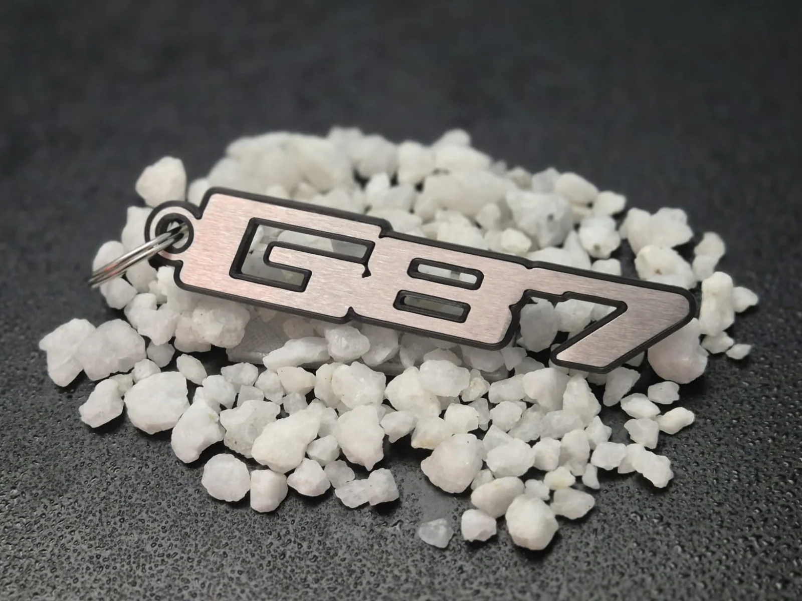 G87