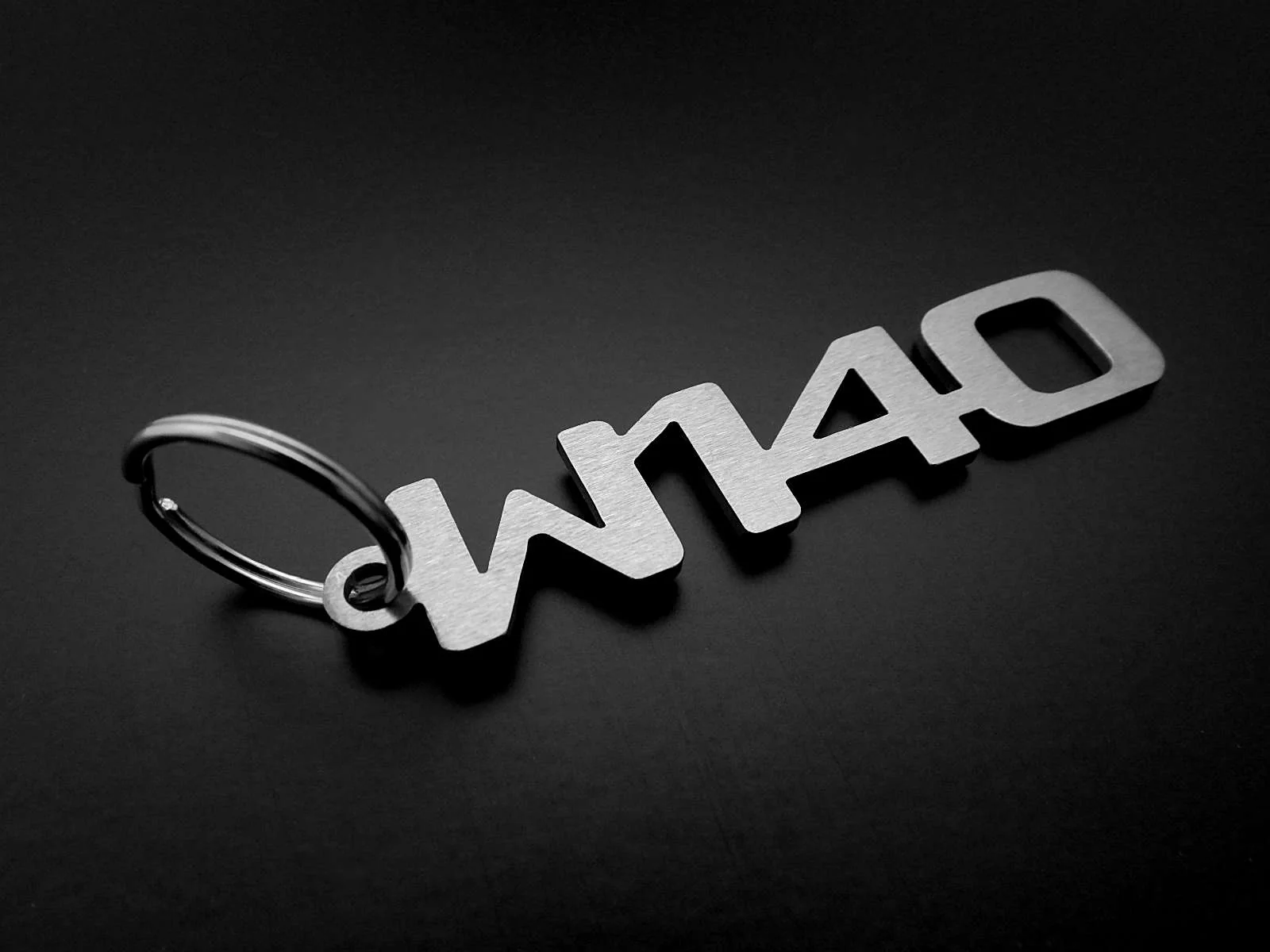 W140 - Image 3